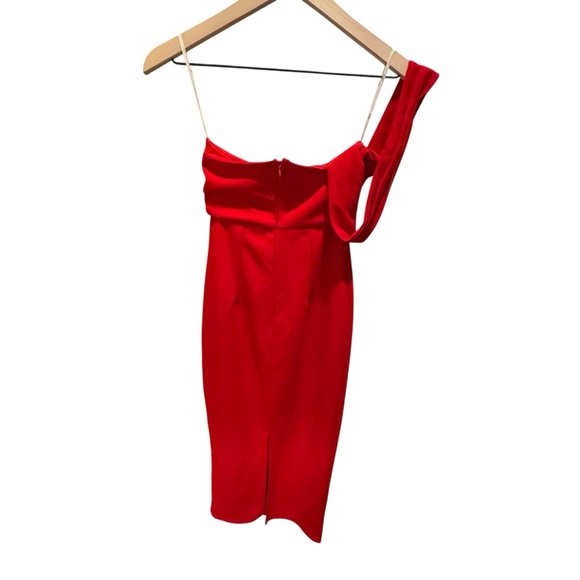 Lulu's Hold Your Attention Red One-Shoulder Dress - Picture 4 of 4